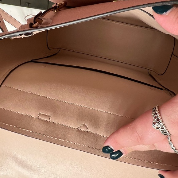 Michael Kors pink Hayes backpack - Picture 5 of 6